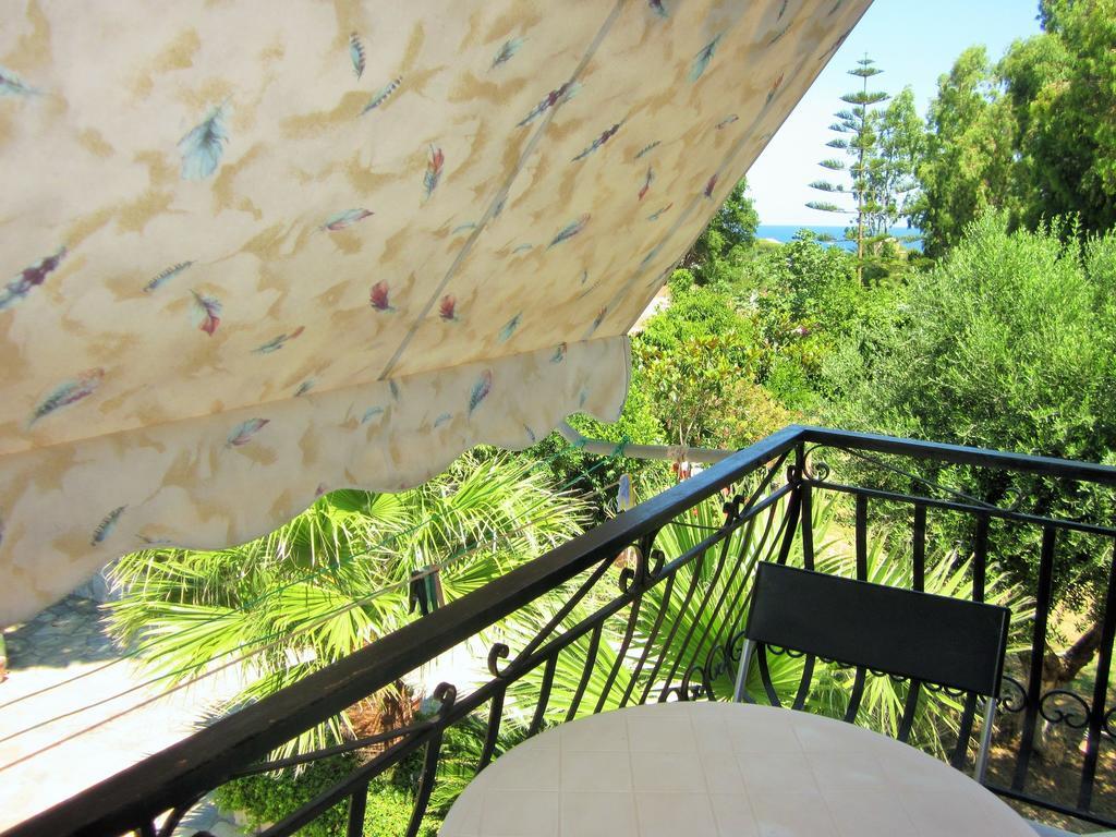 Artemis Vassilikos Aparthotel Vasilikos  Room photo